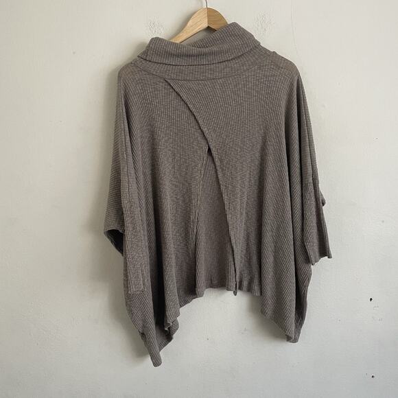 FP Beach World Traveler Cowl Neck Split Back Knit Pullover Sweater Taupe Size M - Picture 3 of 6
